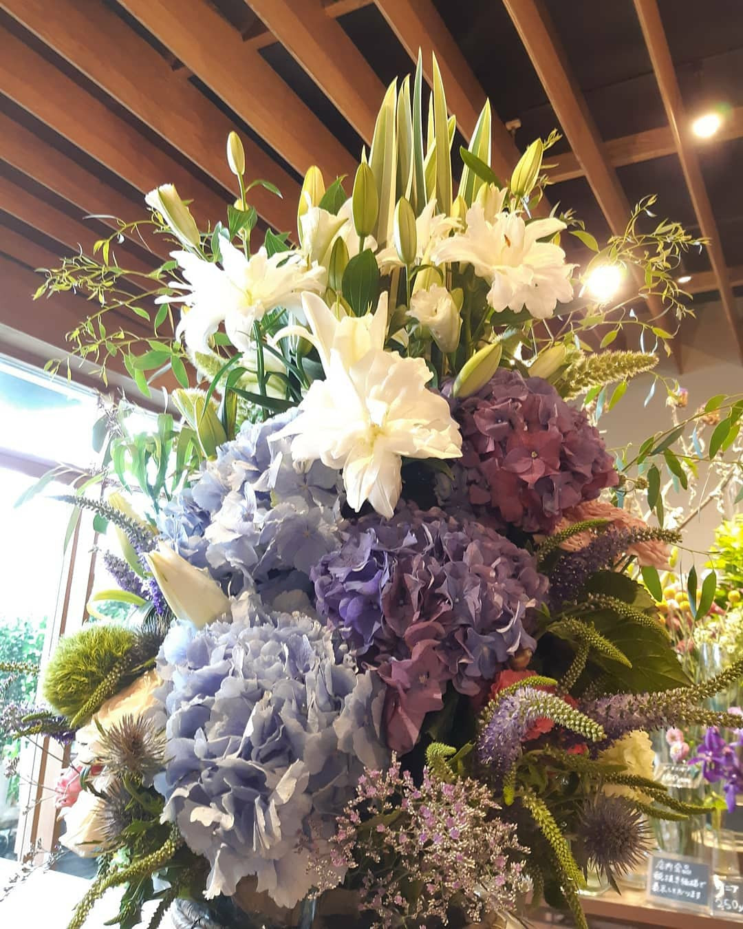 周年の花を贈るなら大阪市旭区にある花屋｜結いはなで