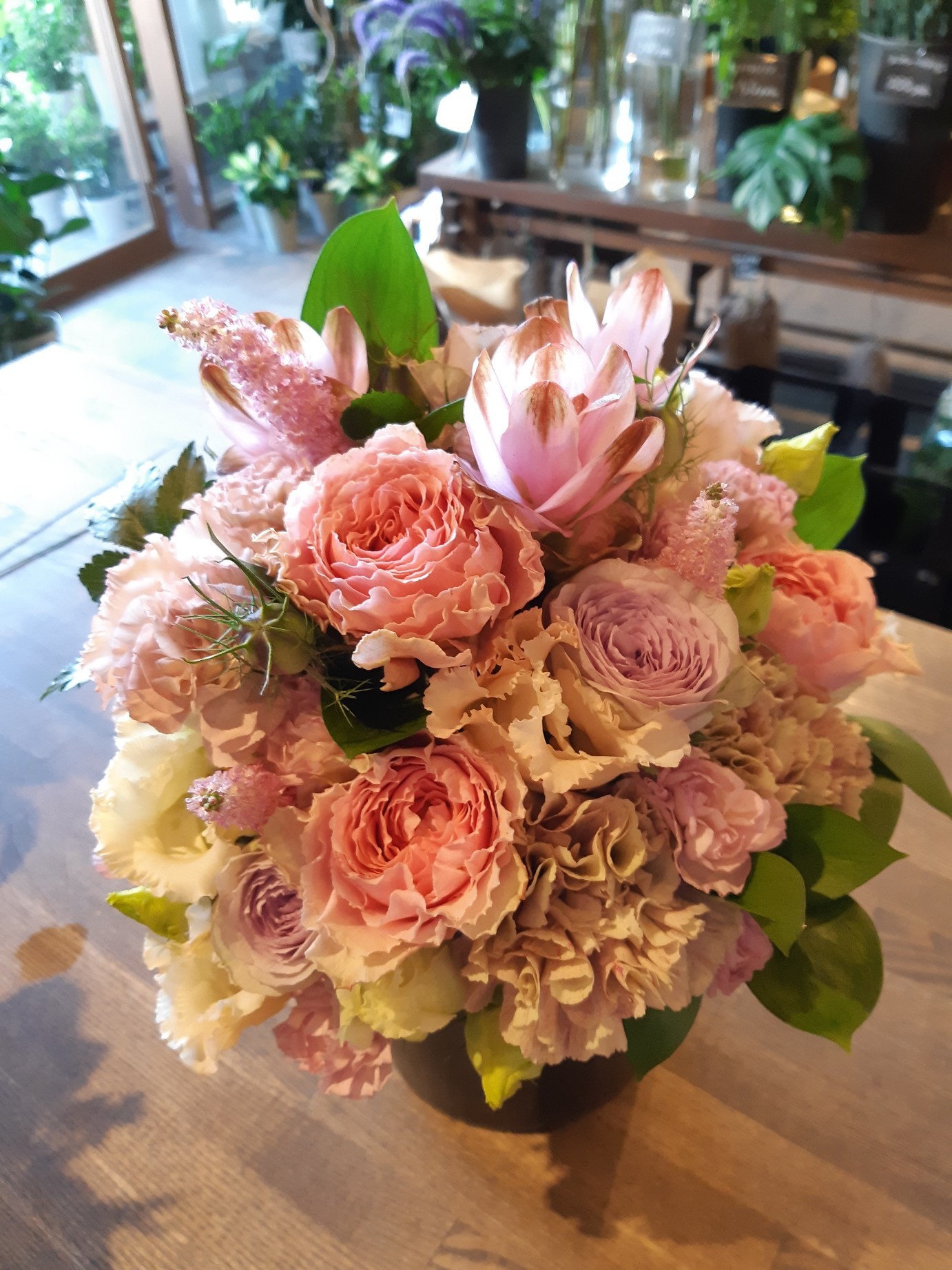 お礼の花束を贈るなら大阪市旭区にある花屋｜結いはなで