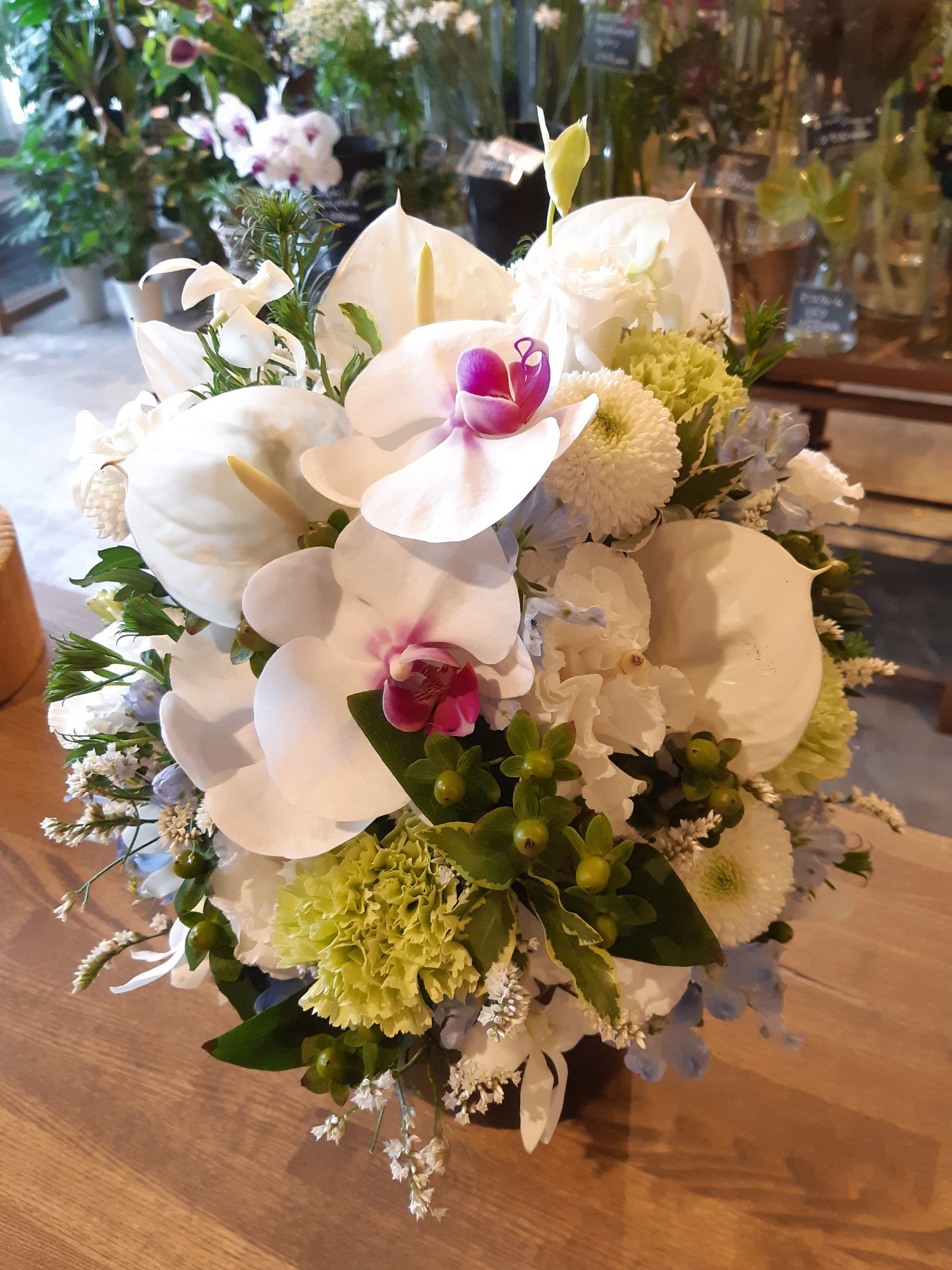 四十九日のお供えのlお花を頼むなら大阪市旭区の森小路の近くにある花屋｜結いはなで