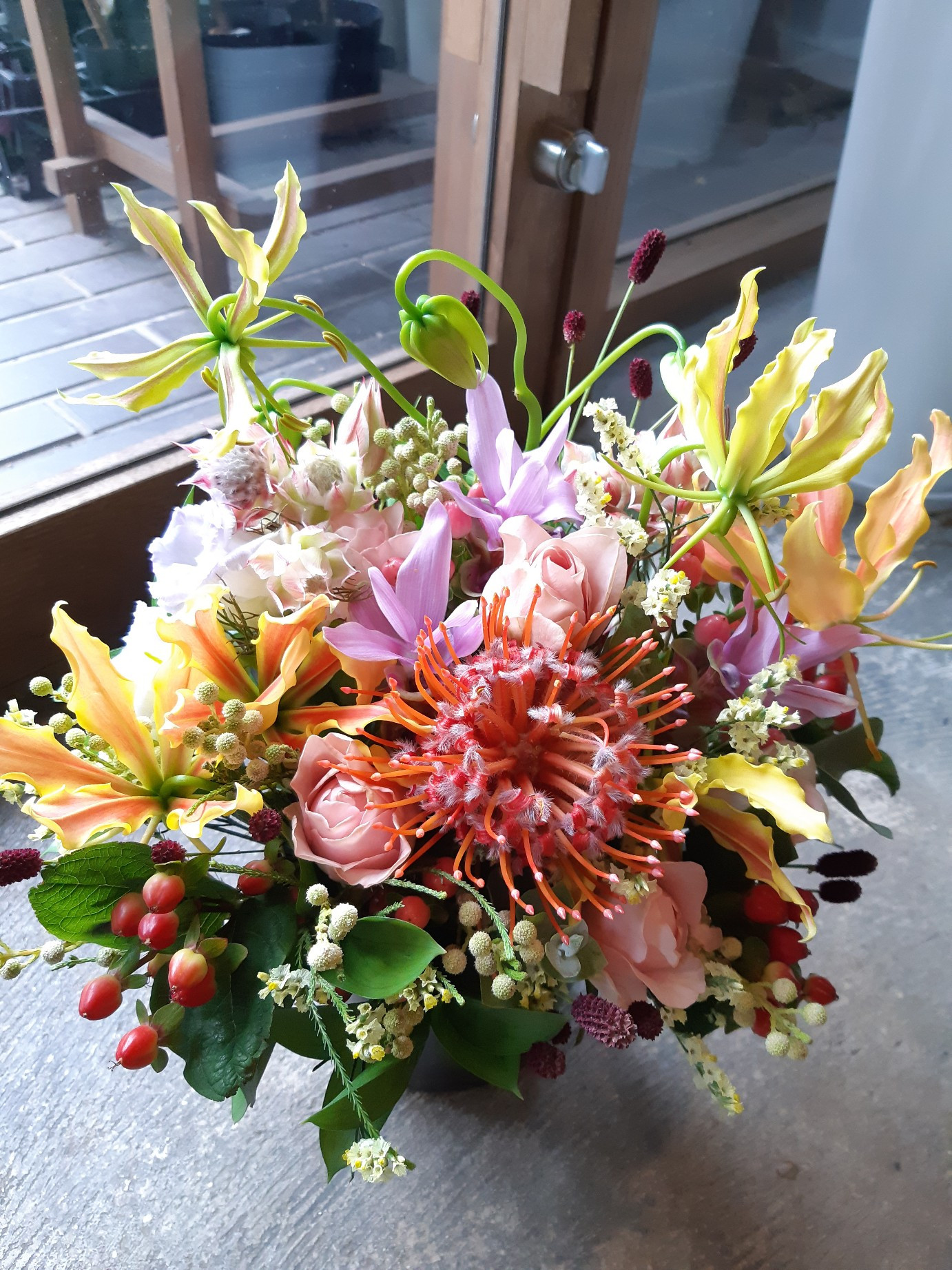 敬老の日にお花を贈るなら大阪の旭区にある花屋｜結いはなで