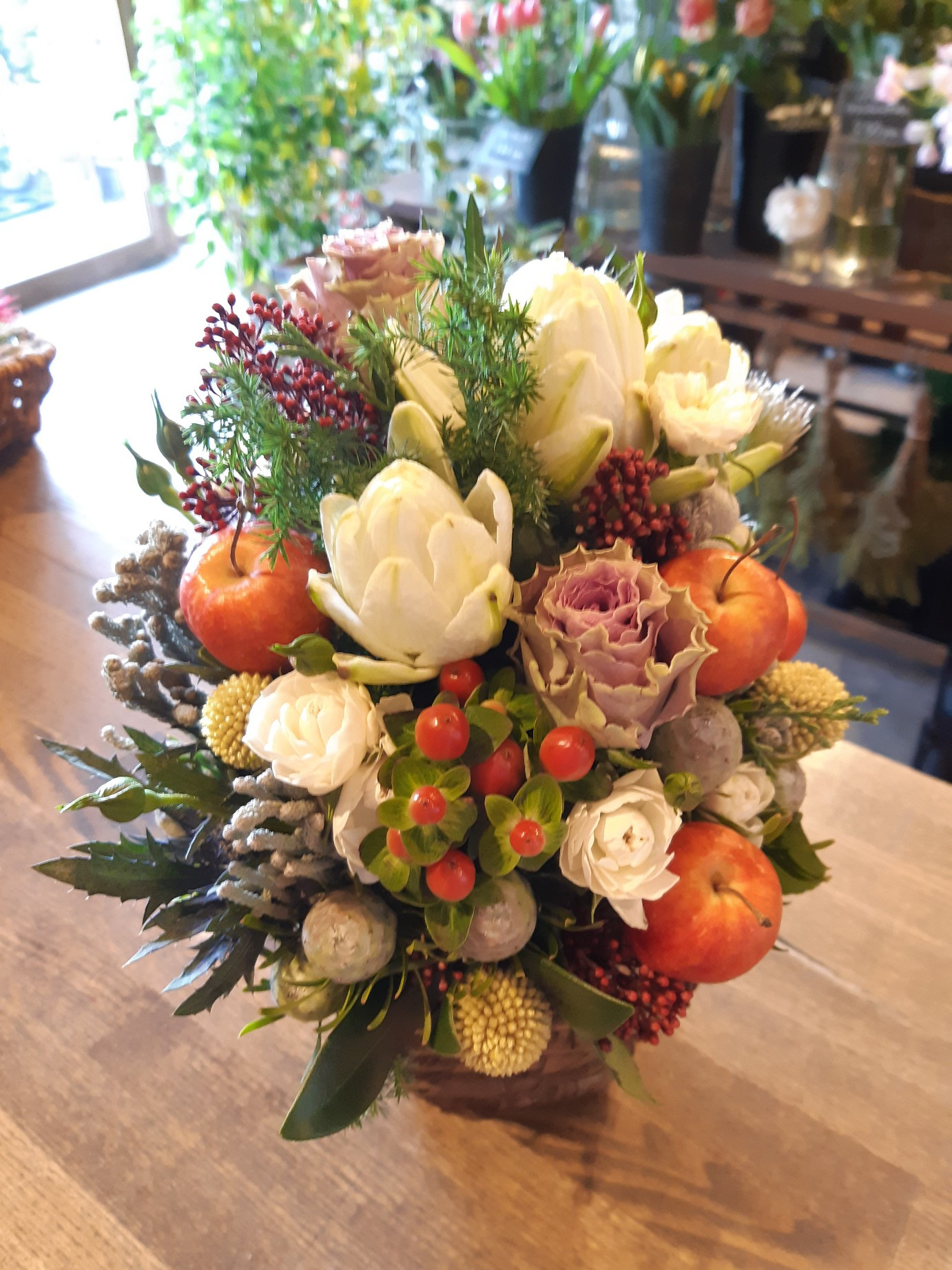 友達の誕生日に花を贈るなら旭区にある花屋 結いはなで 花屋を大阪で運営している人気生花店 結いはなが運営しているブログです