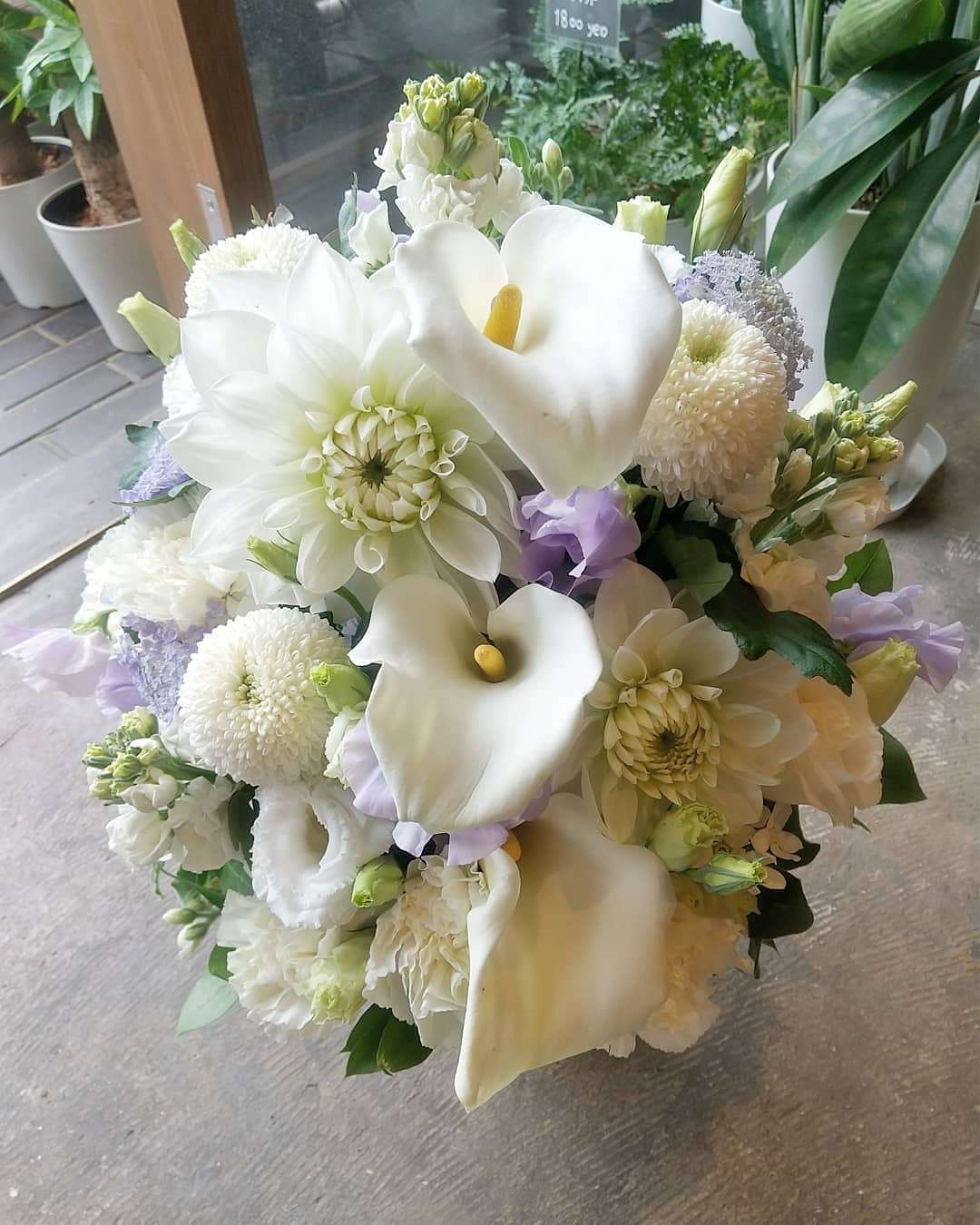 四十九日の法要のお花を頼むなら大阪の旭区にある花屋｜結いはなで