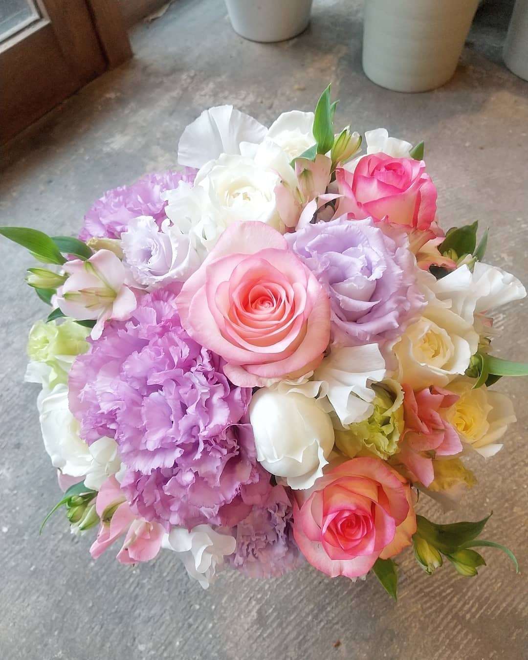 結婚記念日に花を贈るなら大阪の旭区にある結いはなで