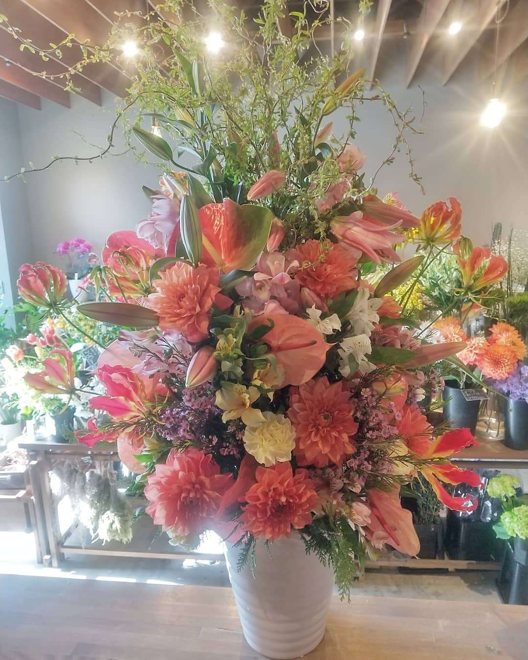 就任の御祝に花を贈るなら大阪の旭区にある花屋｜結いはなで