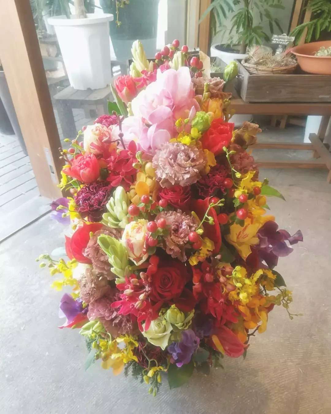 男性の誕生日に花を贈るなら大阪の旭区にある花屋｜結いはなで