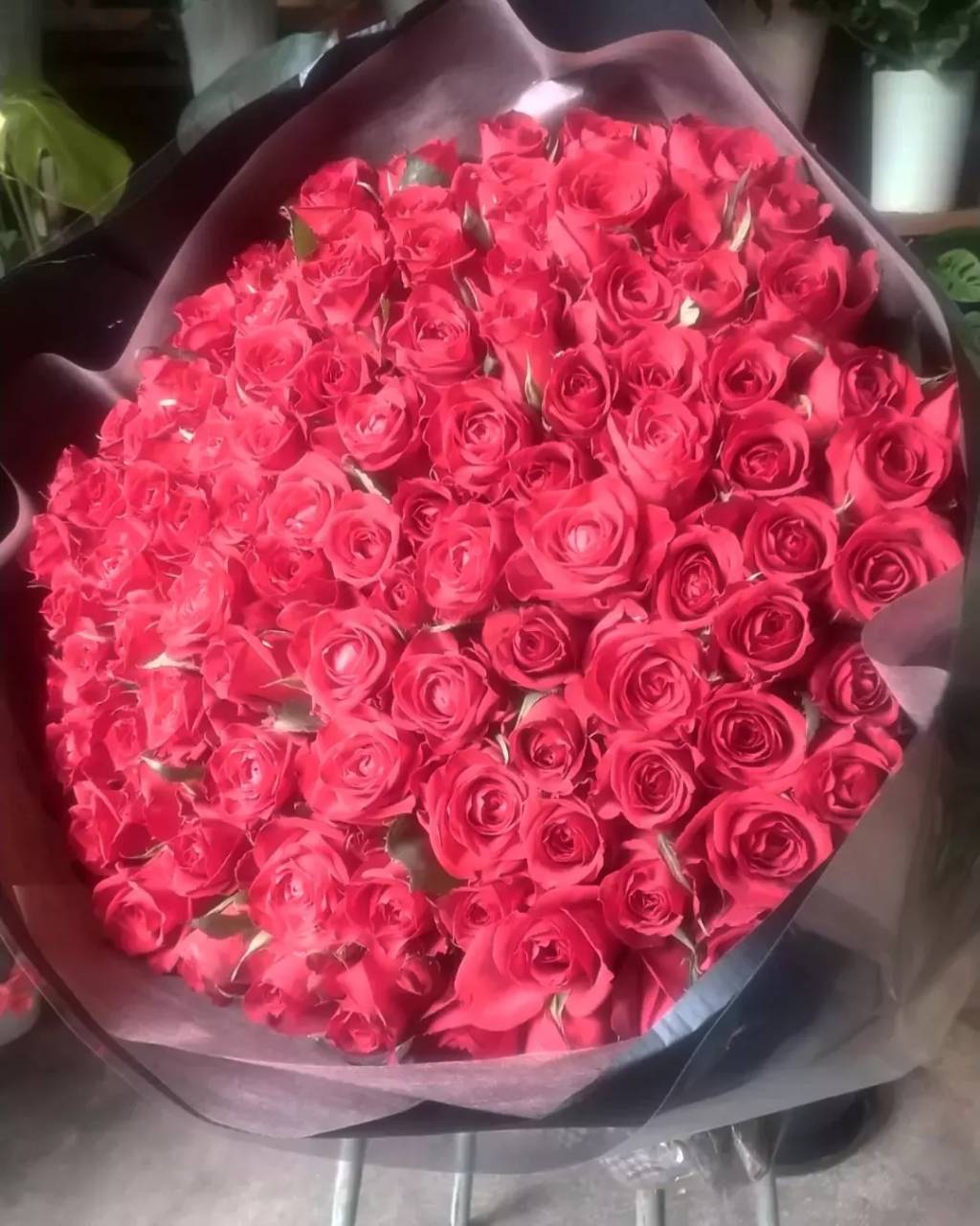 プロポーズに108本の薔薇の花束を頼むなら大阪の旭区にある花屋｜結いはなで